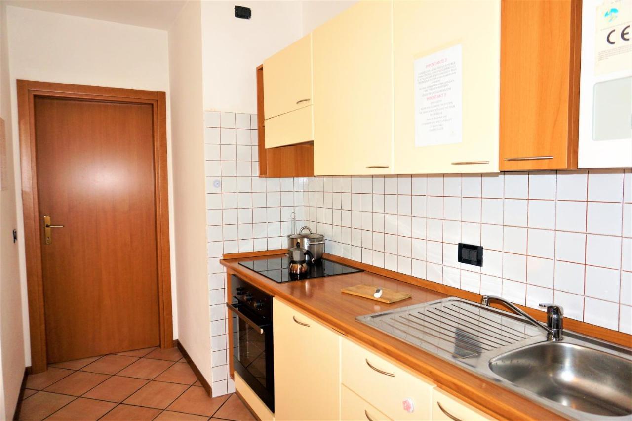 Apartment La Coccinella リーヴァ・デル・ガルダ エクステリア 写真